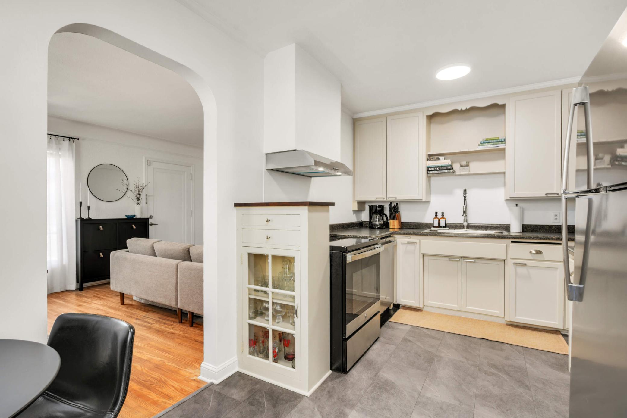 5828 Kitchen (staged)