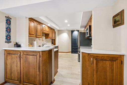 5501 Dewey Hill Road, 140, Minneapolis, MN 55439