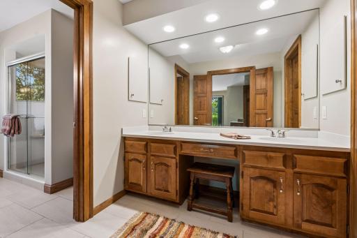 5501 Dewey Hill Road, 140, Minneapolis, MN 55439
