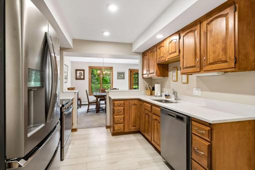 5501 Dewey Hill Road, 140, Minneapolis, MN 55439