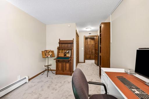5501 Dewey Hill Road, 140, Minneapolis, MN 55439