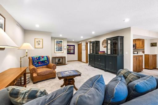 5501 Dewey Hill Road, 140, Minneapolis, MN 55439