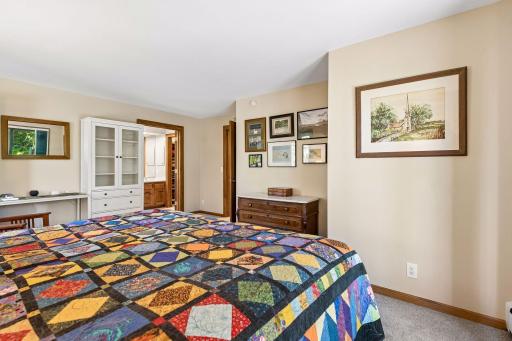 5501 Dewey Hill Road, 140, Minneapolis, MN 55439