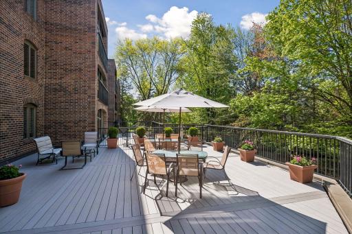 5501 Dewey Hill Road, 140, Minneapolis, MN 55439