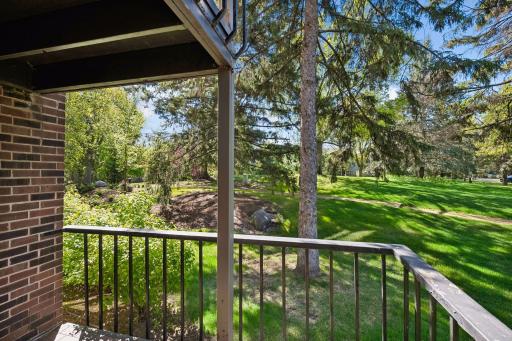 5501 Dewey Hill Road, 140, Minneapolis, MN 55439