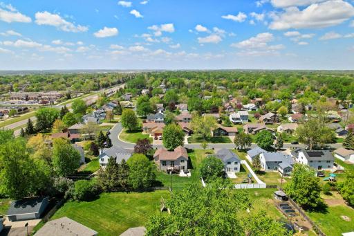 Neighborhood setting offers walkable access to parks and trails within the broader Rosemount community.