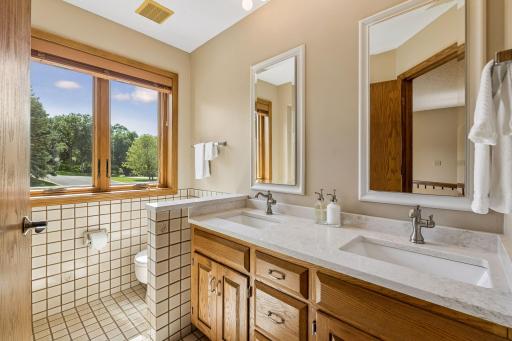 10416 Briar Circle, Bloomington, MN 55437
