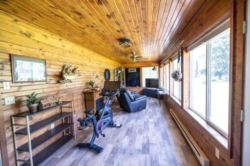 4 S Fox Lake Drive E, Sherburn, MN 56171