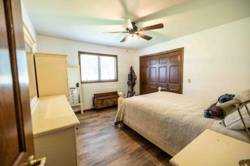 4 S Fox Lake Drive E, Sherburn, MN 56171