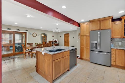 612 S Oak Street, Lake City, MN 55041