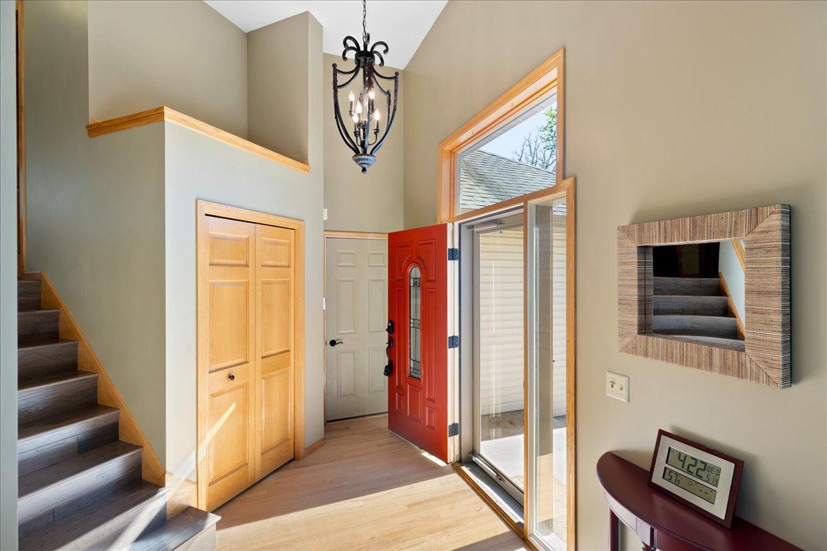 Bright and Welcoming Vaulted Front Entry 17-017.jpg