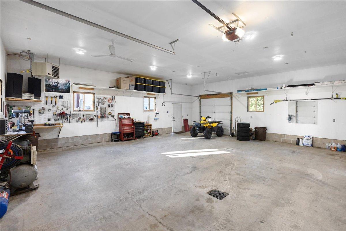 Oversized 30x36 Shop with 11.5 Foot Sidewalls and Space for Vehicle Lift Installation