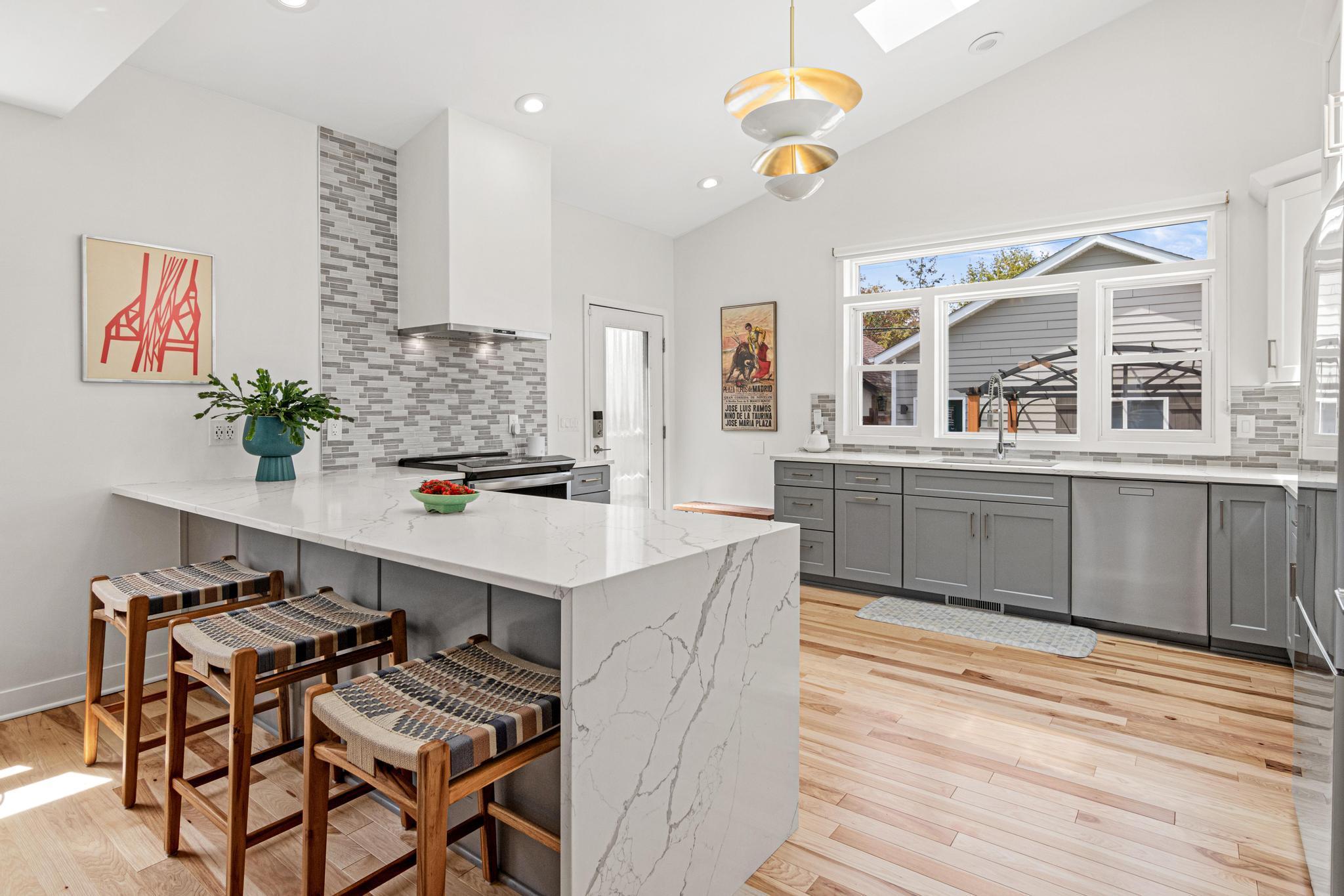 Kitchen Peninsula