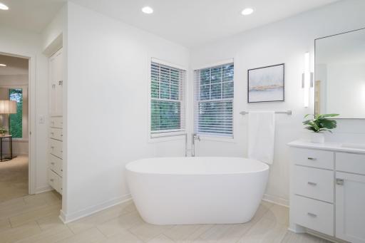 14898 Boulder Pointe Road, Eden Prairie, MN 55347