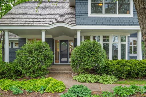 14898 Boulder Pointe Road, Eden Prairie, MN 55347
