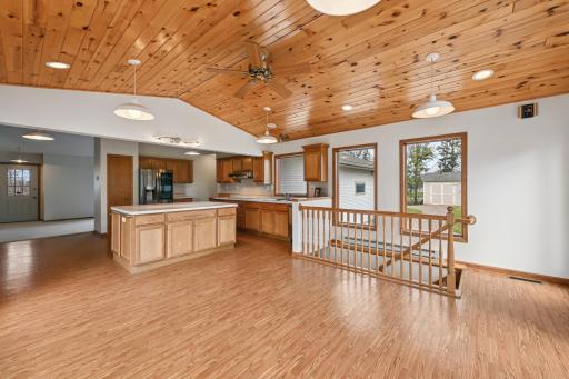 2120 Grotte Avenue NE, Bemidji, MN 56601
