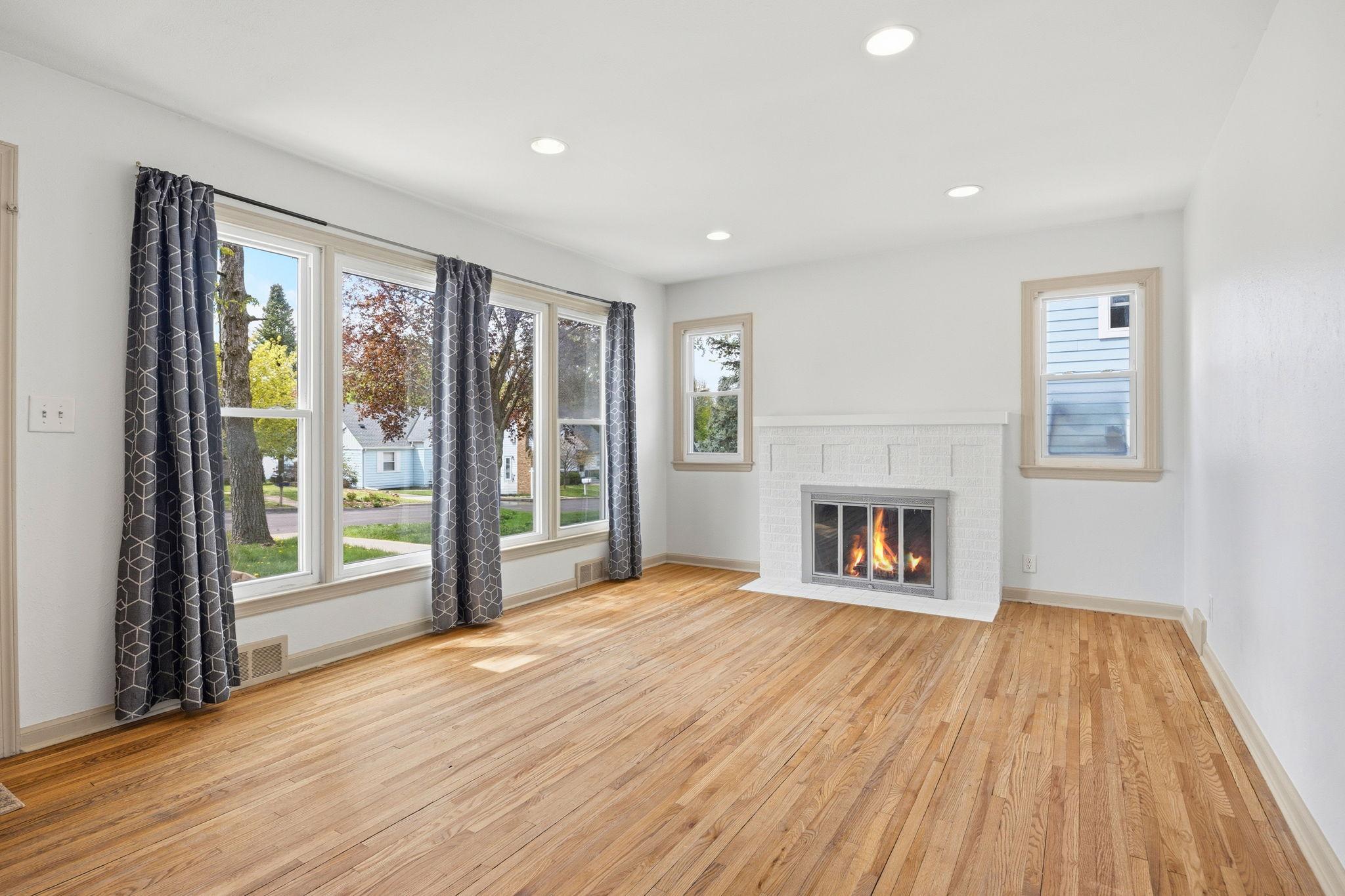 3-web-or-mls-102.jpg