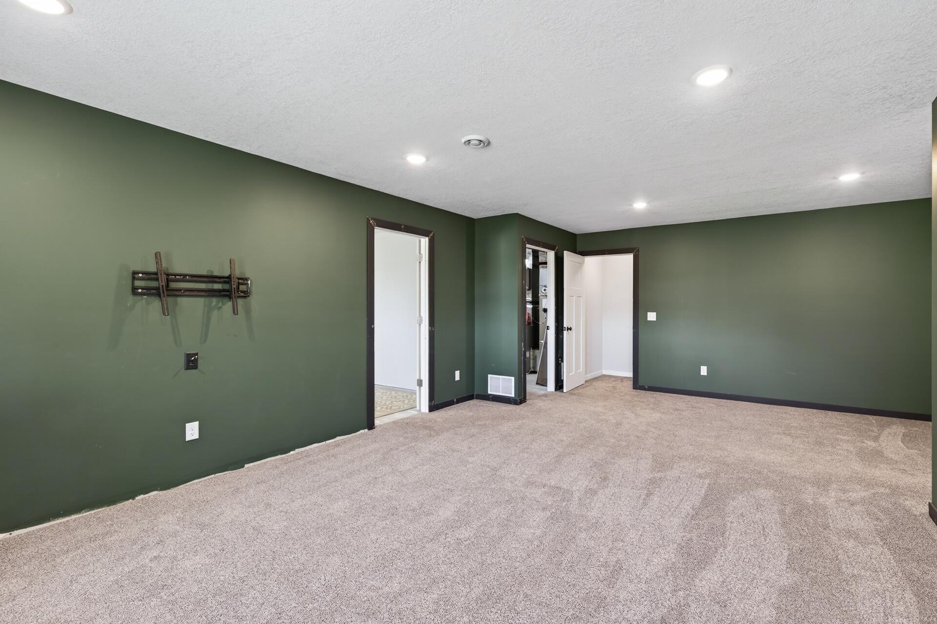 42_2130_357th42_mls.jpg