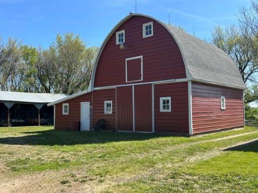 25660 330th Avenue, Westbrook, MN 56183
