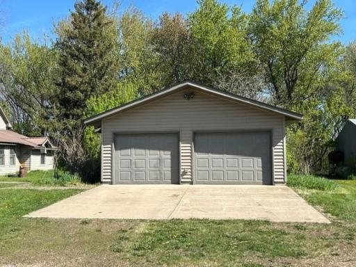 25660 330th Avenue, Westbrook, MN 56183