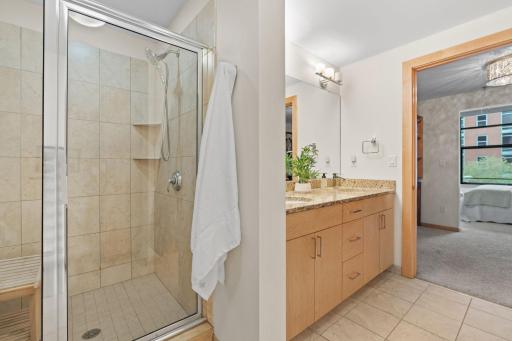 215 10th Avenue S, 207, Minneapolis, MN 55415