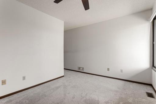 1115 Landmark Trail S, Hopkins, MN 55343