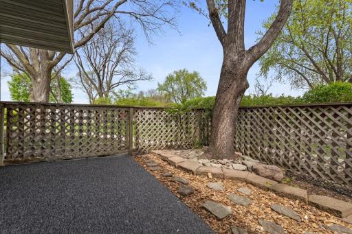 1115 Landmark Trail S, Hopkins, MN 55343