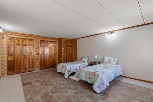 12750 Lake Edward Beach Lane, Merrifield, MN 56465