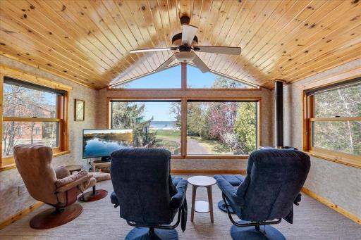 12750 Lake Edward Beach Lane, Merrifield, MN 56465