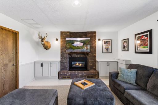 2085 Austin Circle, Shakopee, MN 55379