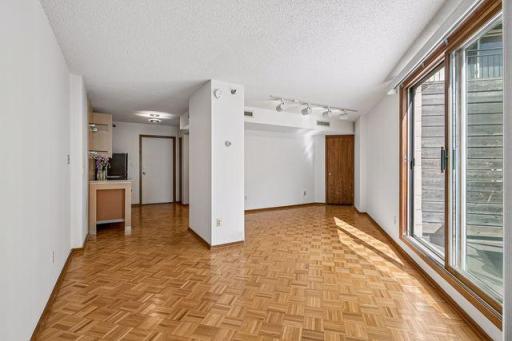 1225 Lasalle Avenue, 301, Minneapolis, MN 55403