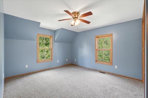357 6th Street N, Bayport, MN 55003
