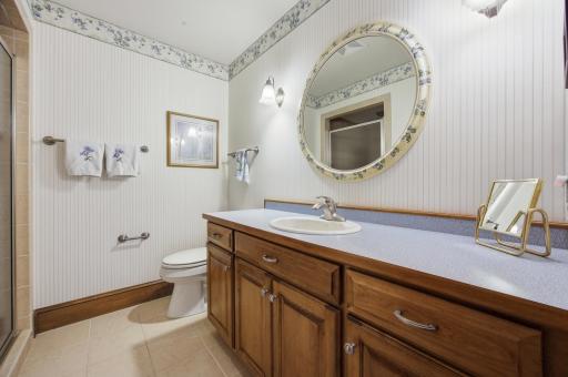 526 24th Avenue S, Fargo, ND 58103