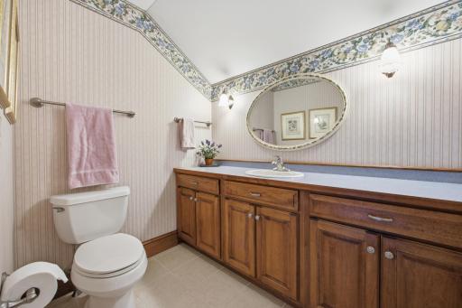 526 24th Avenue S, Fargo, ND 58103