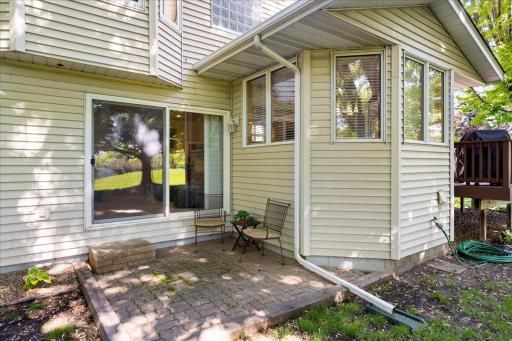 1217 Emerson Court, Burnsville, MN 55337
