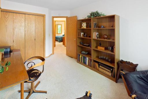 1217 Emerson Court, Burnsville, MN 55337