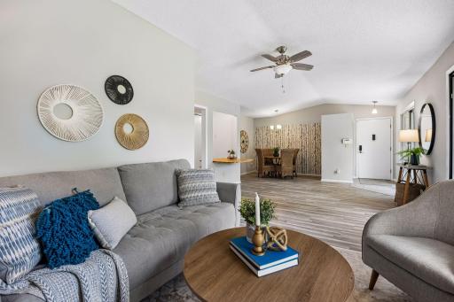 9701 Cimarron Trail, Hopkins, MN 55305