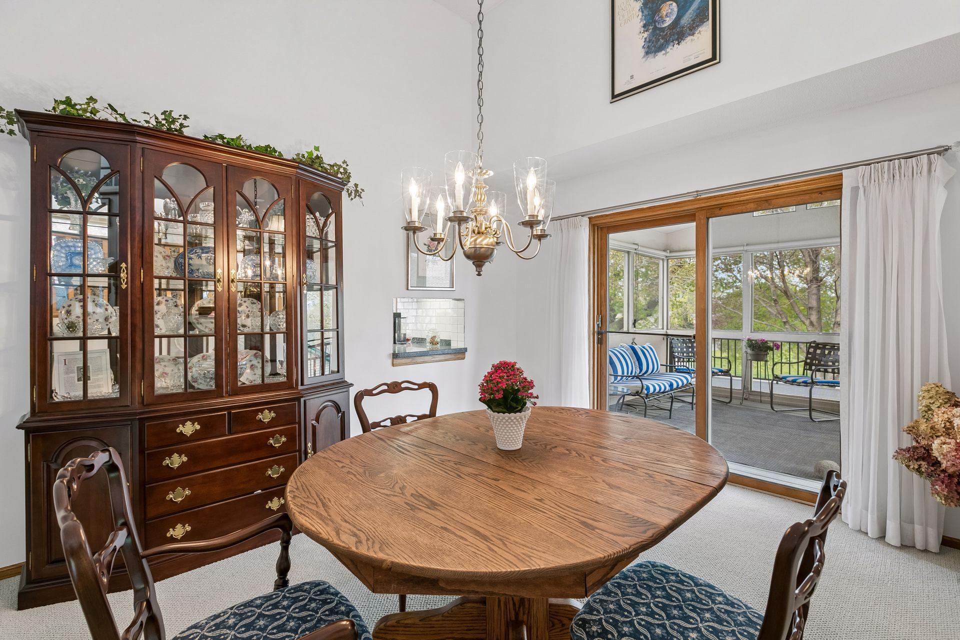 Large Dinning Room w. access to Outside