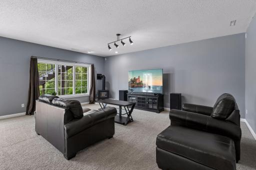 22925 Greenland Lane, Elysian, MN 56028