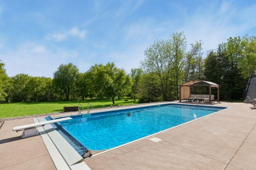 22925 Greenland Lane, Elysian, MN 56028