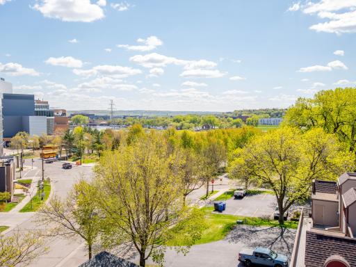 230 Exchange Street S, M, Saint Paul, MN 55102