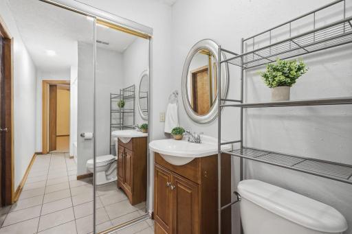LL 3 quarter bath