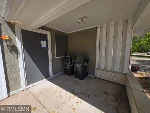 3664 Abbey Way, B, Saint Paul, MN 55123