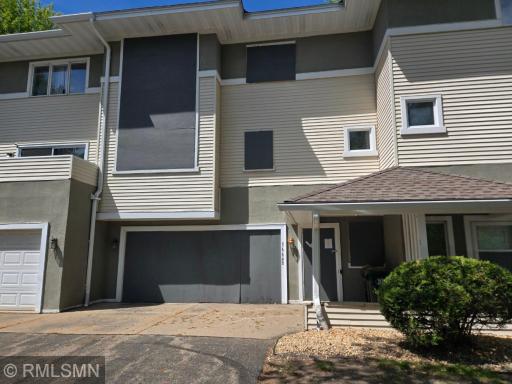 3664 Abbey Way, B, Saint Paul, MN 55123