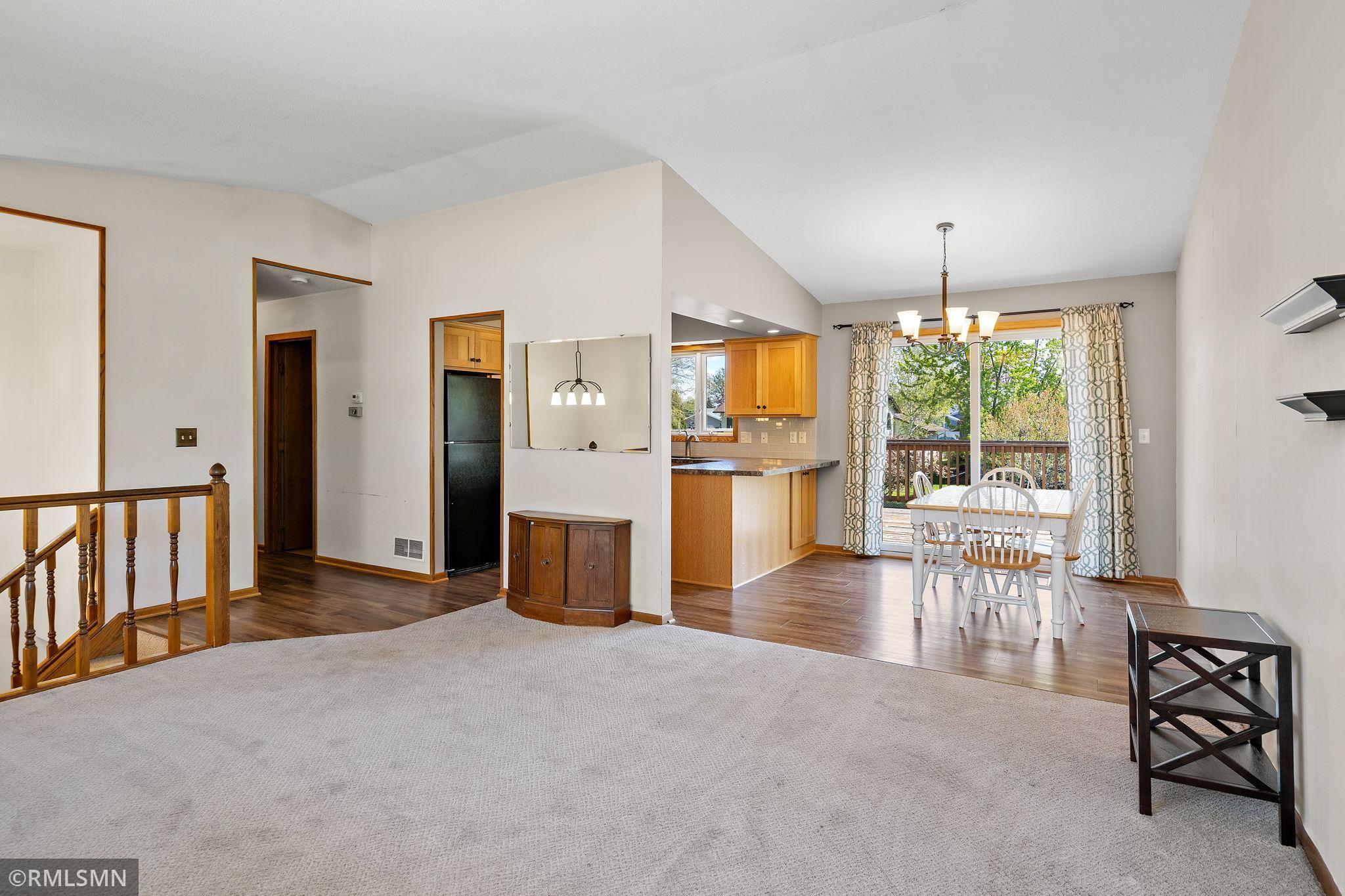5-web-or-mls-3220-marlin-ave.jpg