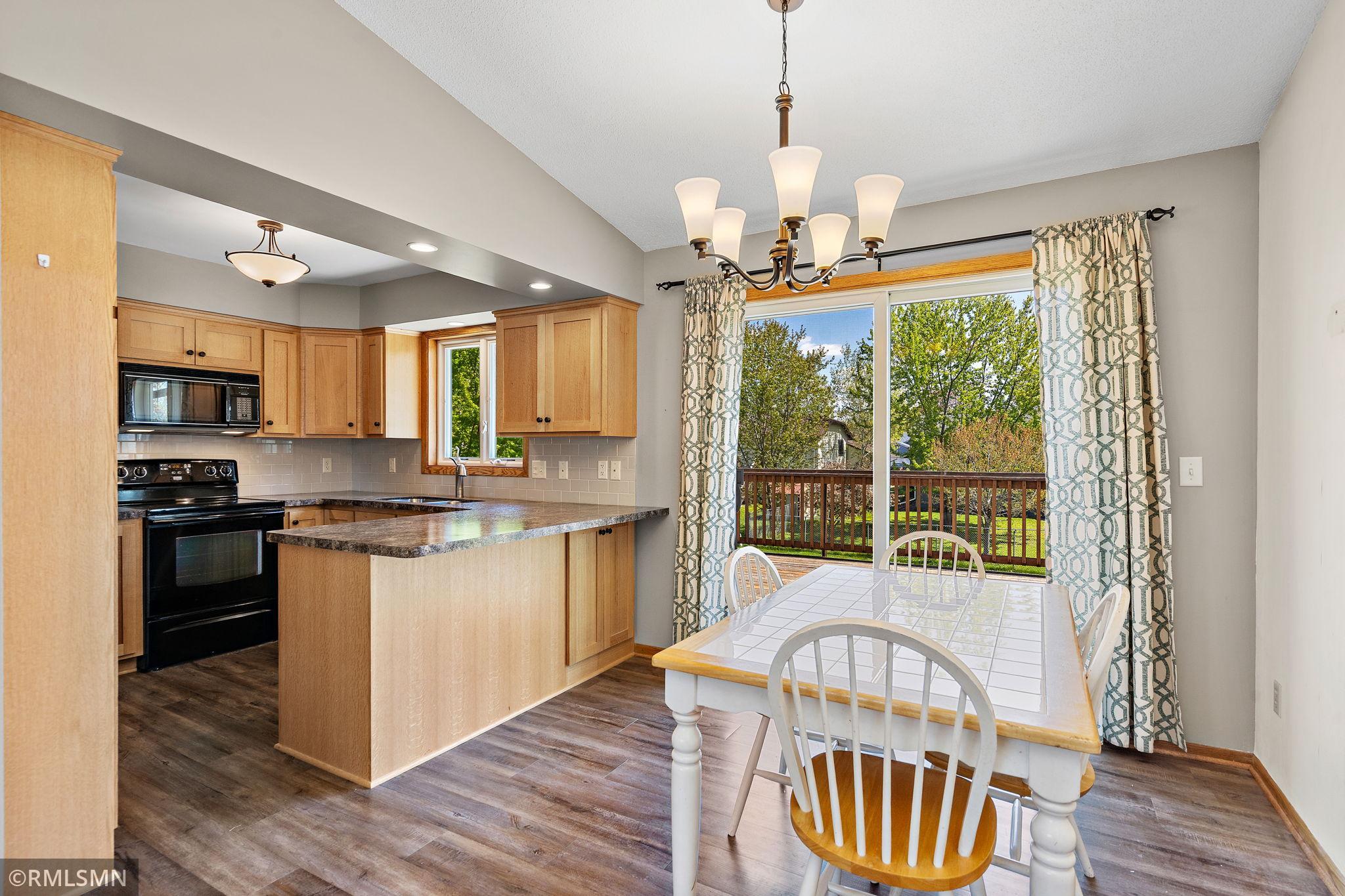 6-web-or-mls-3220-marlin-ave.jpg
