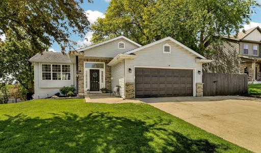 4956 4th Street NW, Rochester, MN 55901
