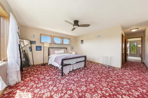 1904 Lake Drive, Northfield, MN 55057