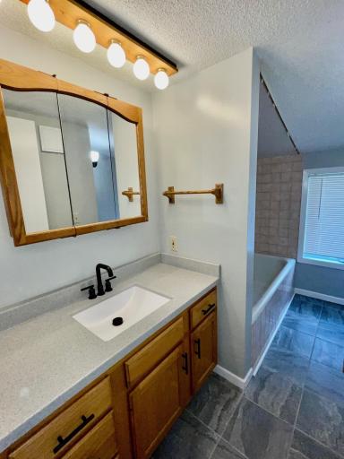 1408 11th Avenue NW, Austin, MN 55912