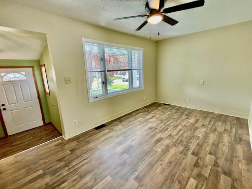 1408 11th Avenue NW, Austin, MN 55912